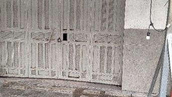 Nhà mặt tiền đường cách nhà ga T3 500m 