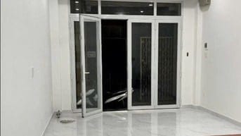 Cho thuê nhà hẻm 3m Điện Biên Phủ, P.11, Q.10 giá 15tr