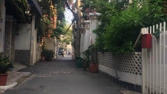 Bán biệt thự 406m2 - 39.9 tỷ - xây 2 tầng - Quốc Hương - thảo điền
