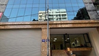 Cho thuê nhà tòa nhà Cầu Diễn: 150m2, 1 hầm, 7 tầng