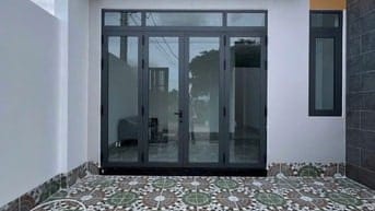 CHỦ NGỘP BÁN GẤP NHÀ ĐẸP TT. HÓC MÔN – GIÁ 880 TRIỆU – SỔ HỒNG RIÊNG