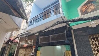 hẻm 217/12 đề thám q1 / 3x8 nhà 2 lầu