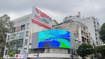 Cho thuê nhà góc 2 mặt tiền  Nguyễn Thái Học P. PNL Q.1
