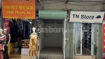 Cho thuê cửa hàng mới đẹp tại 236 Đê La Thành nhỏ, quận Đống Đa