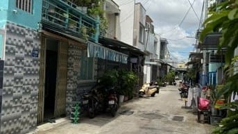 Bán nhà(NGỘP BANK)-DT100m2-2tầng-3PN-3WC-VĨNH HOÀ-Nha Trang-chỉ 2ty2. 
