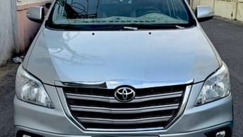 Bán rẻ TOYOTA INNOVA AT SX 2016 biển VIP 9 NÚTZIN A-Z rất đẹp như mới 