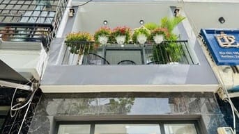 Nhà hẻm xe hơi ,sau lưng căn mặt tiền ,1 trệt,1 lầu ,P12, Gò Vấp