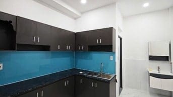 Nhà Mới Ở Ngay Trệt 2Lầu 4PN LBThăng Q11 HẠ GIÁ BÁN GẤP 