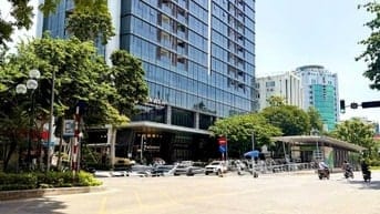 BÁN NHÀ GẦN NGÕ NÚI TRÚC 57M2*5T,3M RA OTO ĐỖ,2 THOÁNG,GẦN PHỐ,12.8TỶ.