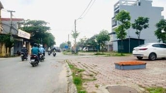 BÁN ĐẤT X1 TAM ĐỒNG MÊ LINH MẶT ĐƯỜNG 100M, VỈA HÈ 30M, DT: 112M X5T