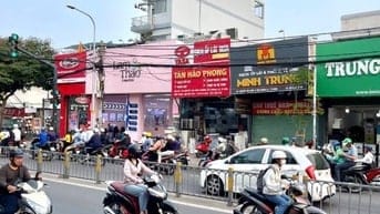 Bán nhà mặt tiền Nguyễn Thị Thập, Quận 7