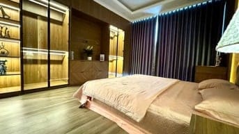 Bán Gấp Siêu Phẩm Nhà Yên Hòa, Cầu Giấy 40m2 – 5 Tầng – MT  5m – Giá c