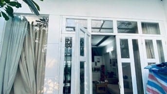 Nhà Quận 2 HXH tránh - ô tô vào nhà - 4 tầng có sân thượng