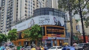 Bán gấp MT 8m Cao Thắng Q10, 8x20, Hầm 8 tầng, HĐT 160tr, 75 tỷ TL