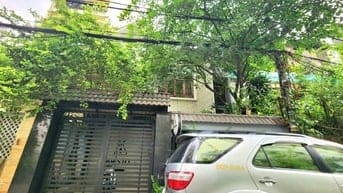 Bán nhà hẻm xe 7m, hơi thông PHAN XÍCH LONG, P.2, PN, DT:7x28m, 2 Tầng