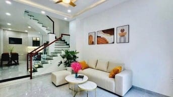 Bán nhà ngay Nguyễn Kiệm, Phú Nhuận. Giá 2 tỷ 590tr/60m2,sổ hồng riêng