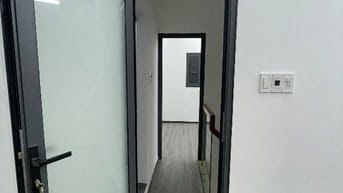 Nhà đẹp 2,25tỷ , Sát bên cầu Ông Bốn  4 phòng ngủ, 3WC