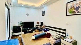 BÁN NHÀ BÙI XƯƠNG TRẠCH 65M2 4TẦNG , SỔ NỞ HẬU , BA GÁC ĐỖ CỬA .