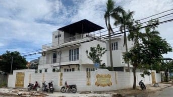 🎯 CHÍNH CHỦ BÁN NHÀ GÓC 2 MẶT TIỀN TRUNG TÂM TP. HỘI AN – TIỀM NĂNG K