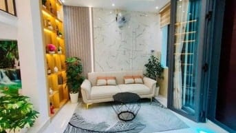 Bán nhà ngay Hoàng Hoa Thám, Tân Bình. Giá: 2 tỷ 512tr/70m2 sổ riêng
