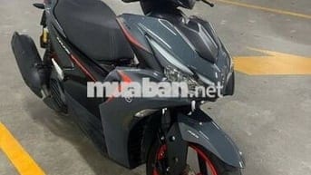 Nhượng lại NVX V2 xám xi măng (chính chủ)