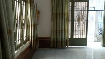 Cho thuê nhà nguyên căn 2 mặt tiền hẻm xe hơi gần Ngã tư Bình Phước