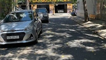 Cần bán khu nhà Vip Nguyễn Hữu Dật