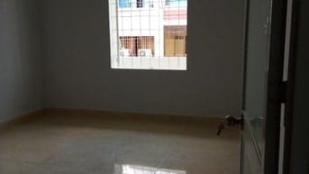 Bán hoặc cho thuê dài hạn cc A3 Phan Xích Long, 67m2, PK, 2PN