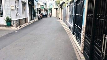 Hiếm, đường 7m Phú Nhuận 4 Tầng 50m2( 4.8 x 11 ) giá rẻ bao đầu tư 