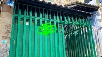 Nhà Bán Chính Chủ SHR : hẻm Đoàn Văn Bơ P.16 Q.4 - dt:17m2 trệt 1 lầu
