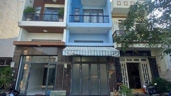Cho thuê nhà 1T1L2Lầu đg thạnh Lộc 15 gần cầu vượt ngã tư ga 