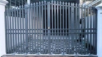 Cần tiền bán gấp căn nhà Đ.Lê Thị Sắc, củ chi 120m2 SHR. Giá 780tr