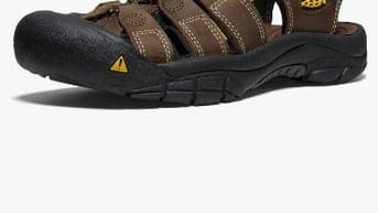 Sandal rọ, chống nước **keen newport H2 closed toe **