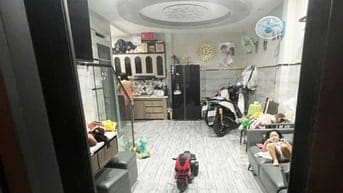 NHÀ ĐẸP 2 TẦNG HẬU GIANG TT Q6 – 49M² – NHỈNH NHẸ 4 TỶ ( TL )
