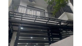Hiếm . Bán căn hộ dịch vụ Võng Thị Tây Hồ