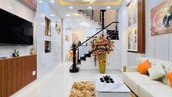 Bán nhà đường Võ Văn Tần, Quận 3, Giá: 3 tỷ 420 triệu/48m2, SHR