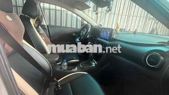 Hyundai Kona 2021 2.0 AT Tiêu chuẩn - 100000 km