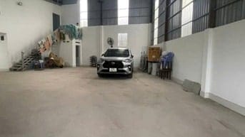 Cho thuê 2 kho hàng ở trung tâm Quận 2, kho nhỏ 60m2, kho lớn 120m2