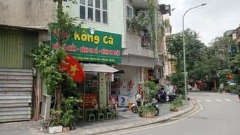 Cho thuê mặt bằng nhà riêng 3 tầng 1 tum
