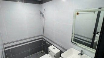 Cho thuê nhà hẻm 4m (XH) Nguyễn Đình Chiểu, P.2, Q. 3 giá 18tr