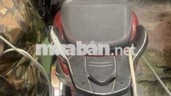 Cần bán xe tay ga SH mode chính chủ.