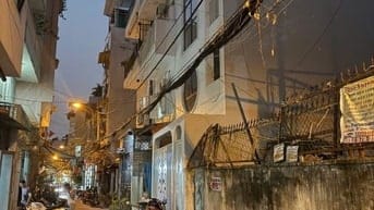 Đất CHDV hẻm 1 sẹc 98 Bùi Văn Ba Quận 7. 7,2*17 nhỉnh 10 tỷ.