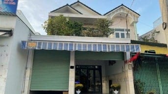 Mặt tiền Đặng Thúc Vịnh, TTT,Hóc Môn, 2 tầng, DT 6x30, giá 15 tỷ