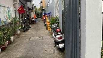 Hẻm 1 sẹc Nguyễn hữu tiến 6x10m 5,3 tỷ  1 lầu