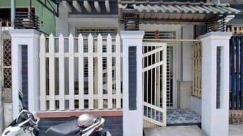 cần bán gấp căn nhà 51m2 ở Lê Thị Hà - Hóc Môn giá 830 triệu.