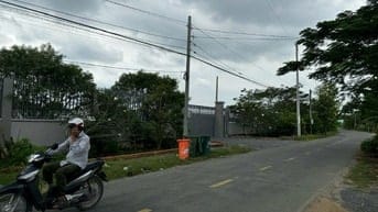 Bán gấp kho xưởng 2 mặt tiền, 4.300m2, chính chủ kẹt tiền ,giá: 33 tỷ