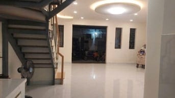 Bán nhà 3ty4 gần Võ Văn Kiệt gần chợ gần trường học gần tên lửa gần si
