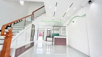 BÁN GẤP CĂN NHÀ 1T1L - MẶT TIỀN KINH DOANH CHỢ BÌNH CHÁNH .