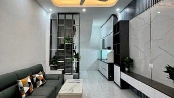 Nhà Đẹp Gần Đường Nguyễn Đức Cảnh, Hoàng Mai 23/27m, 5 tầng,  5.95 tỷ