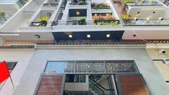 Đi nước ngoài định cư bán gấp nhà ở đường Trần Trọng Cung, phường Phú 
